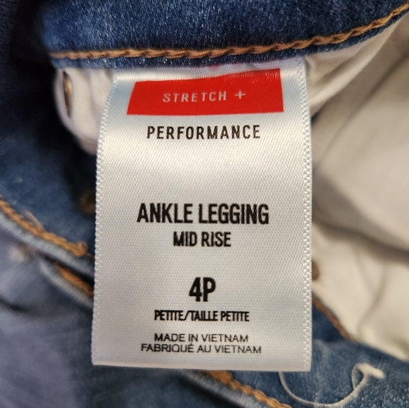 EXPRESS women's jeans SIZE 4P - Picture 3 of 3